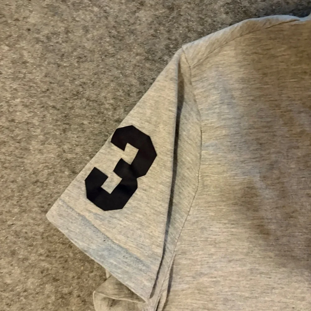 U.S. Polo Assn T-Shirt Kids XL (14-16) Gray V-Neck Big Pony Embroidered Logo - Picture 5 of 8